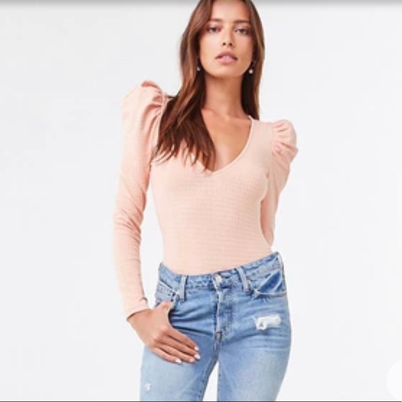 🎉🎉 🎉Host Pick! NWT! Forever 21 Puff Shoulder Houndstooth Knit Bodysuit- Peach - Picture 2 of 12